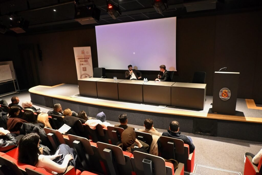 Erdoğan Açar, Galatasaray Üniversitesi Girişimci Akademi Etkinliğine Katıldı