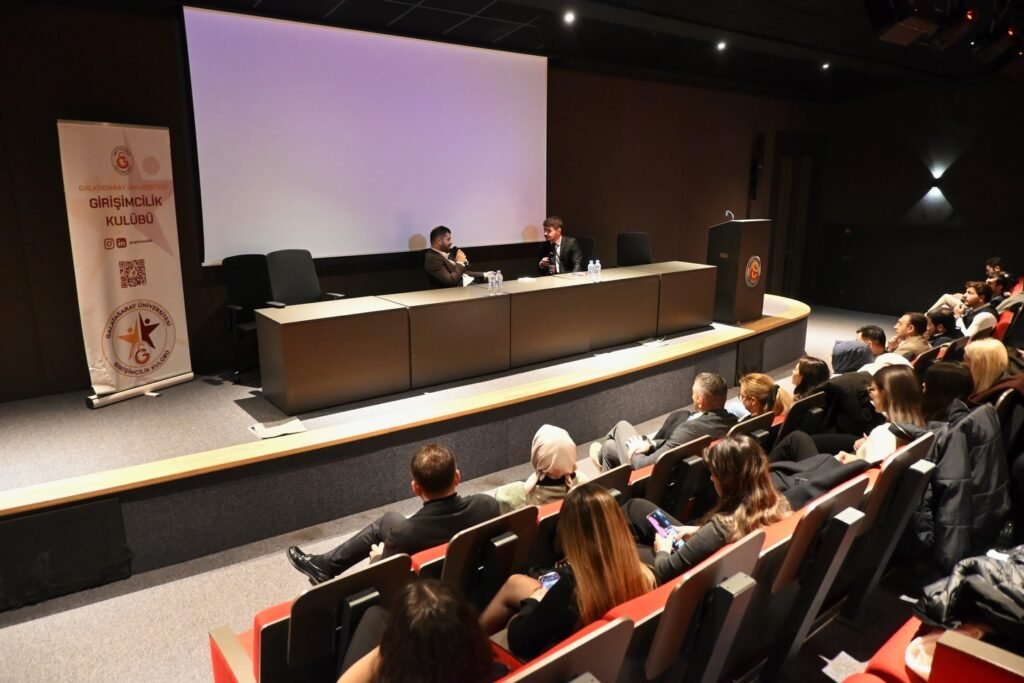 Erdoğan Açar, Galatasaray Üniversitesi Girişimci Akademi Etkinliğine Katıldı