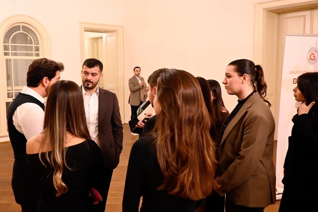 Erdoğan Açar, Galatasaray Üniversitesi Girişimci Akademi Etkinliğine Katıldı | Eracar Grup