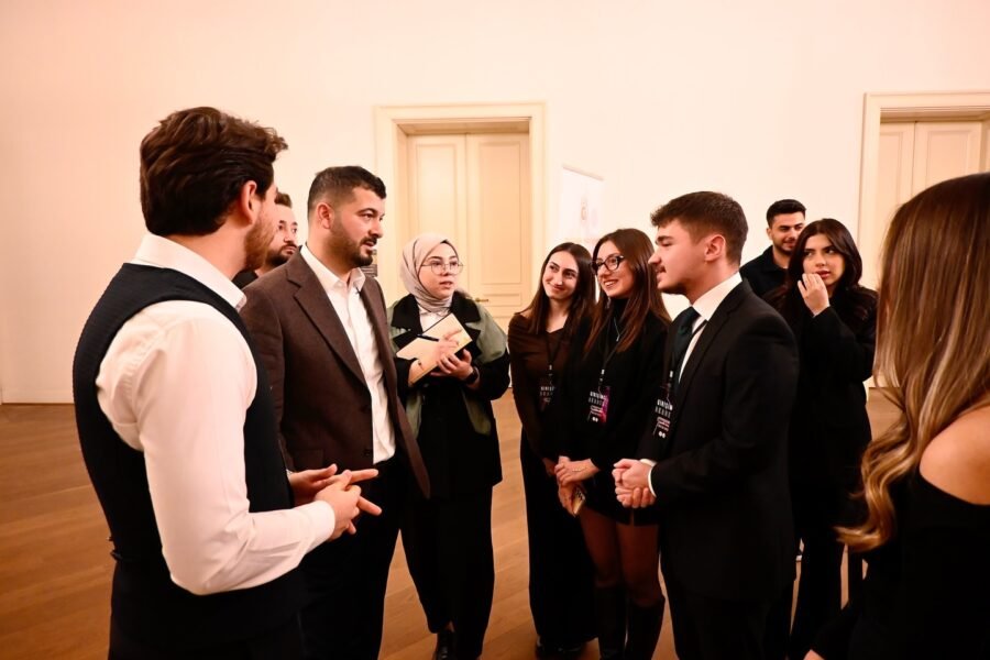 Erdoğan Açar, Galatasaray Üniversitesi Girişimci Akademi Etkinliğine Katıldı | Eracar Grup
