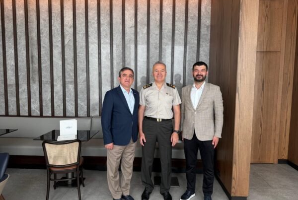 Erdoğan Açar’dan Özbekistan’da Tümgeneral Mehmet Özeren’e Ziyaret