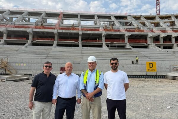Erdoğan Açar’dan Özbekistan’daki Yenişehir Projesi ve Stadyum Şantiyesine Ziyaret
