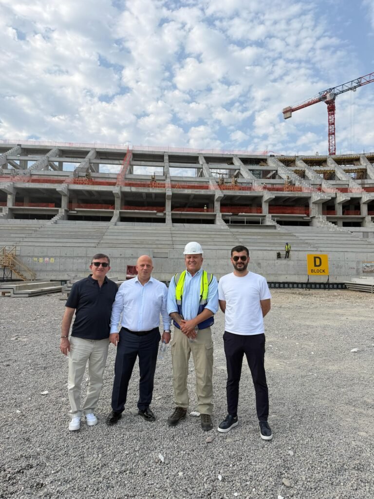 Erdoğan Açar’dan Özbekistan’daki Yenişehir Projesi ve Stadyum Şantiyesine Ziyaret